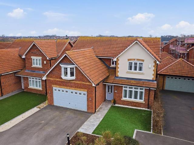 House for sale in Costhorpe, East Midlands