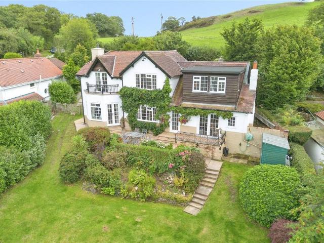 House for sale in Pentrefelin, Llansanffraid Glan Conwy