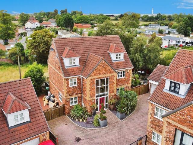 House for sale in Costhorpe, East Midlands