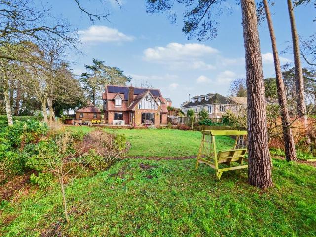 House for sale in Corfe Mullen