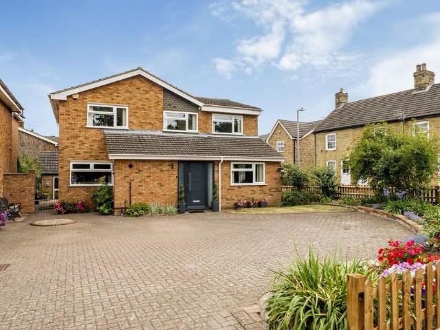 House for sale in Meppershall, Bedfordshire