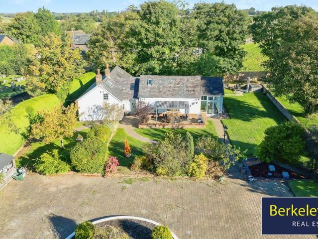 House for sale in Lydiate, Sefton
