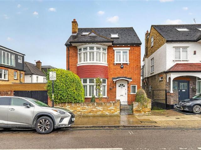 House for sale in Balham, Greater London
