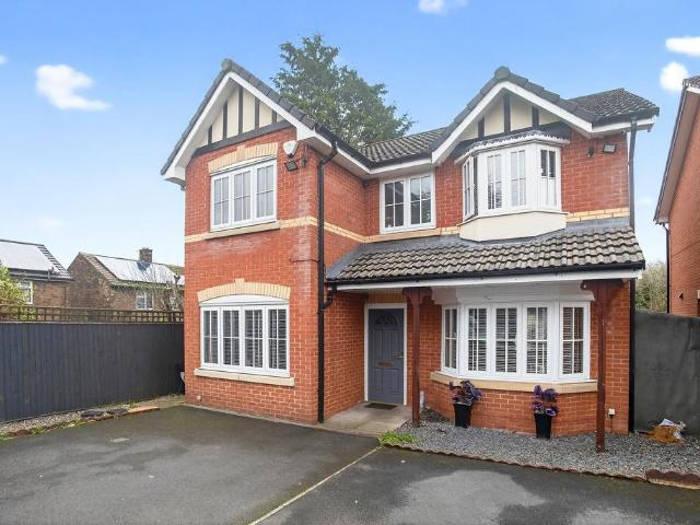 House for sale in Georgia, Greater Manchester