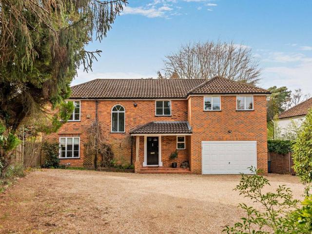 House for sale in Sunninghill and Ascot, Ascot