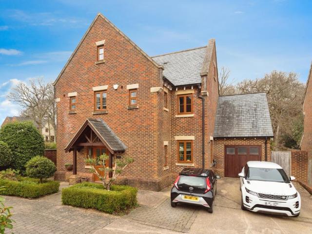 House for sale in Mayfield, Cross In Hand
