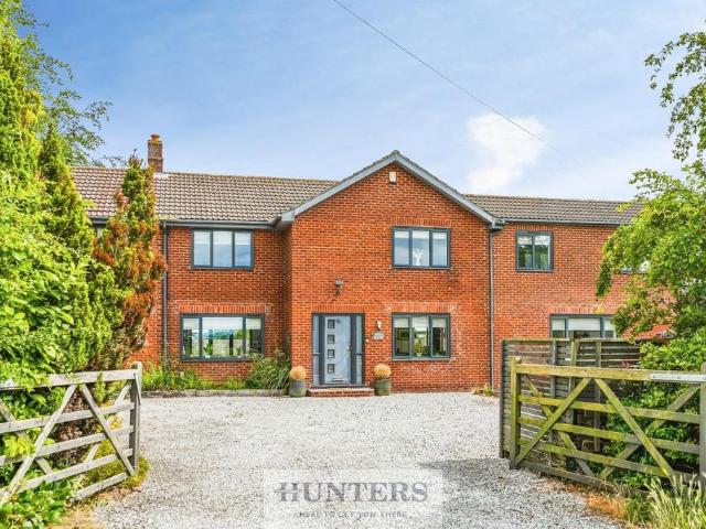 House for sale in Cawood, North Yorkshire