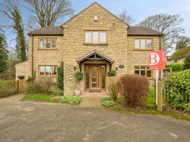House for sale in Skelbrooke, South Yorkshire