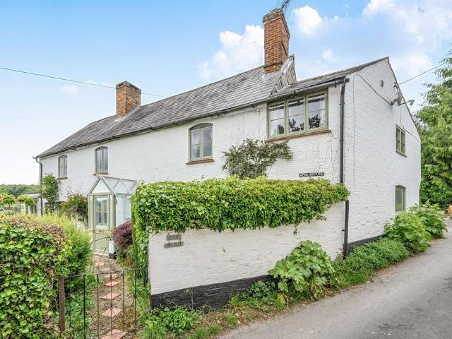 House for sale in Barton Stacey, Hampshire