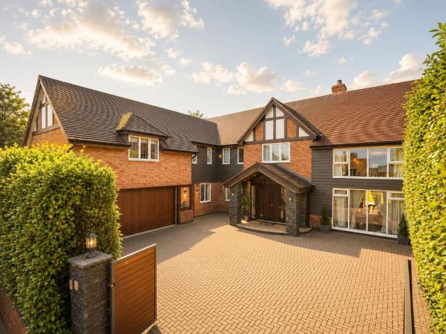 House for sale in Shenley Church End, Milton Keynes
