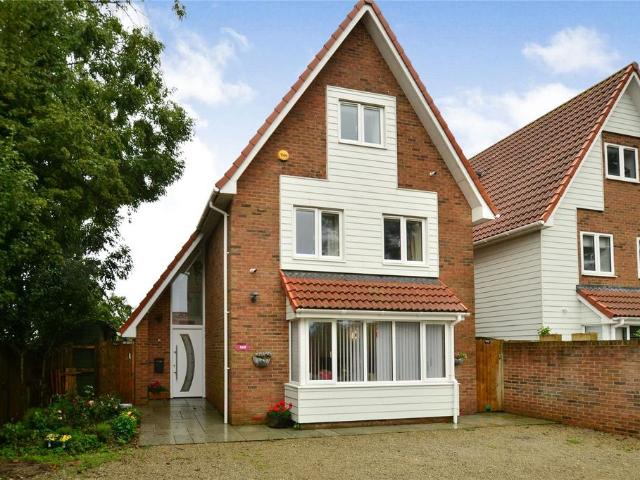 House for sale in Swingfield, Folkestone