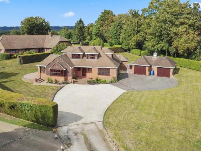 House for sale in Midway, Kent