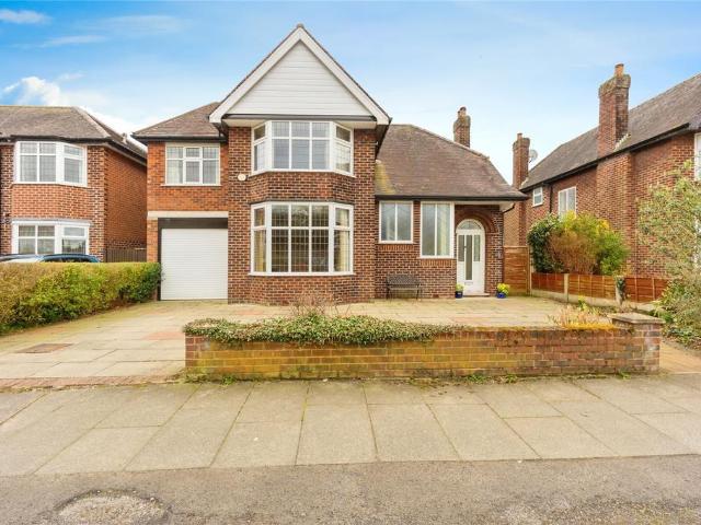 House for sale in Ashton upon Mersey, Trafford Park