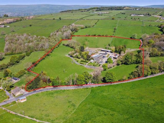 House for sale in Shaw Lane, Guiseley