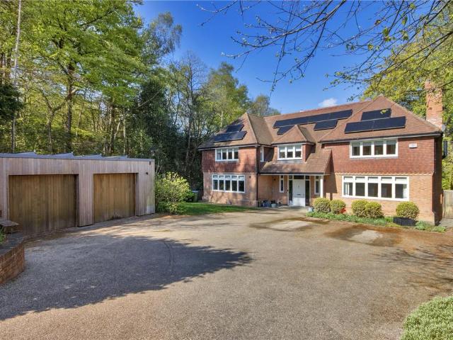House for sale in West Heath, Sevenoaks