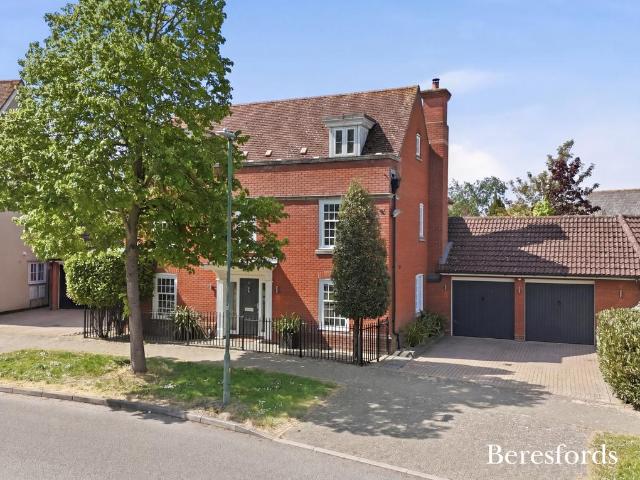 House for sale in Chipping Hill, Essex