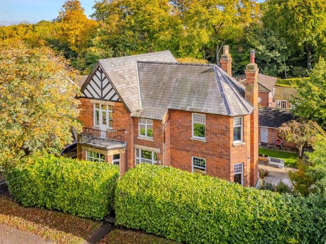 House for sale in King's Walden, Hertfordshire