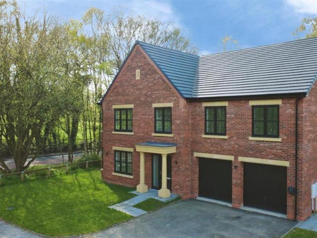House for sale in Church Lawton