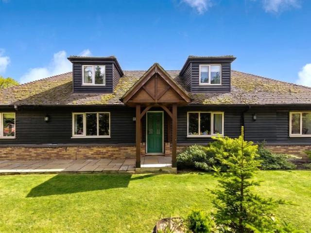 House for sale in Abbess, Beauchamp and Berners Roding, Epping