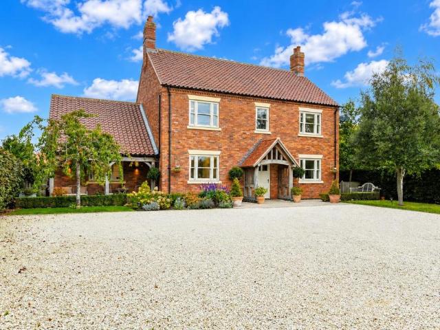 House for sale in Thoroton, Rushcliffe