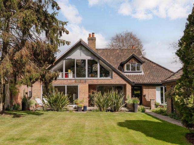 House for sale in East Bank, Norfolk