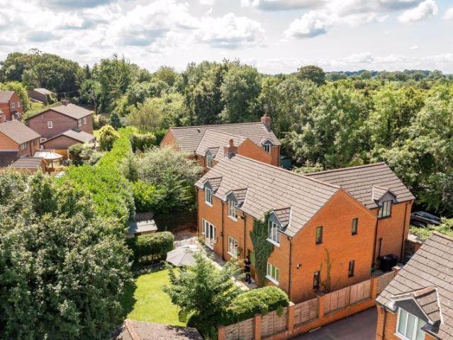 House for sale in Stoke and Hurleston, Barbridge