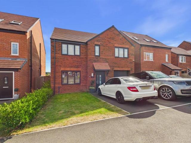 House for sale in Hylton Red House Estate, Tyne And Wear