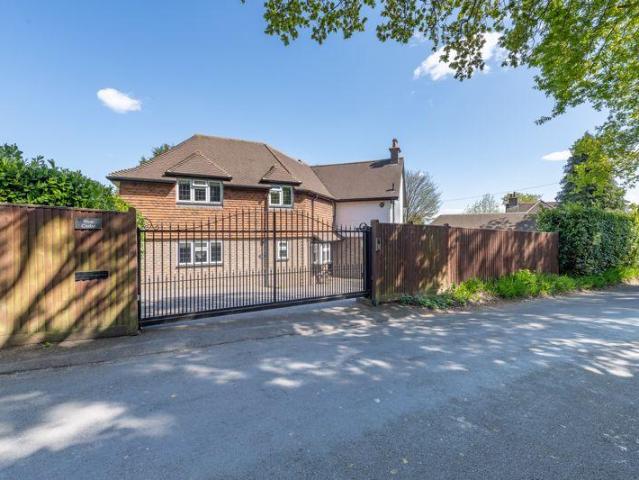 House for sale in Cross In Hand, East Sussex