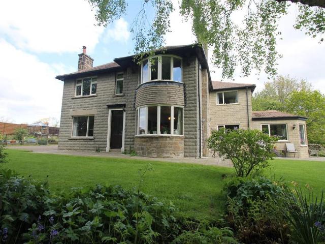 House for sale in Shaw Green, Beckwithshaw