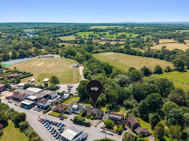 House for sale in Horsham, West Sussex
