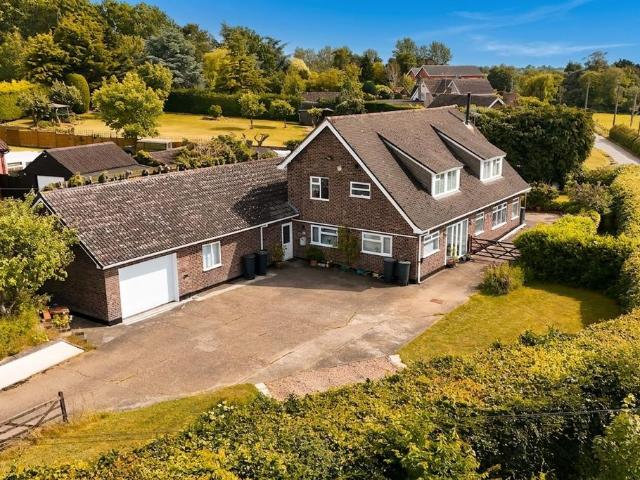 House for sale in Bedingfield, Suffolk