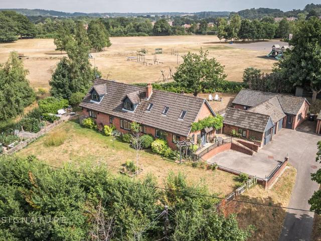 House for sale in Comers, Norfolk
