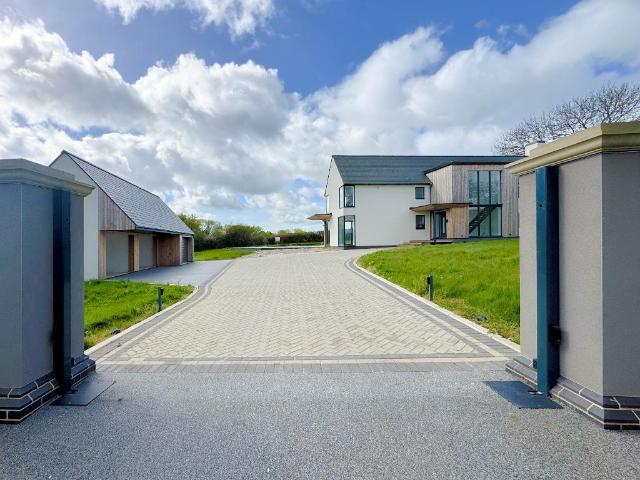 House for sale in Trowbridge, Wiltshire