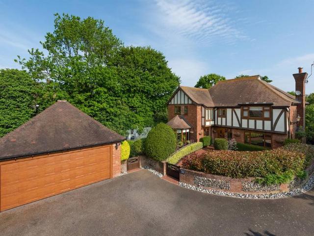 House for sale in The Bridge, Kent