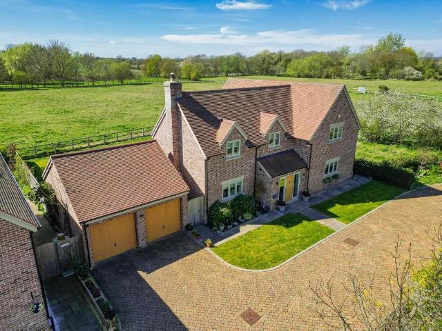 House for sale in Arrington, Cambridgeshire