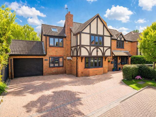 House for sale in Shenley Brook End, Isle Of Man