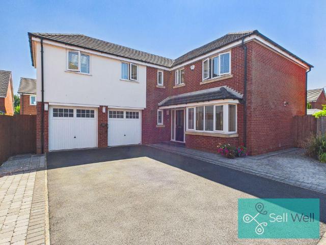 House for sale in Linnyshaw, Salford