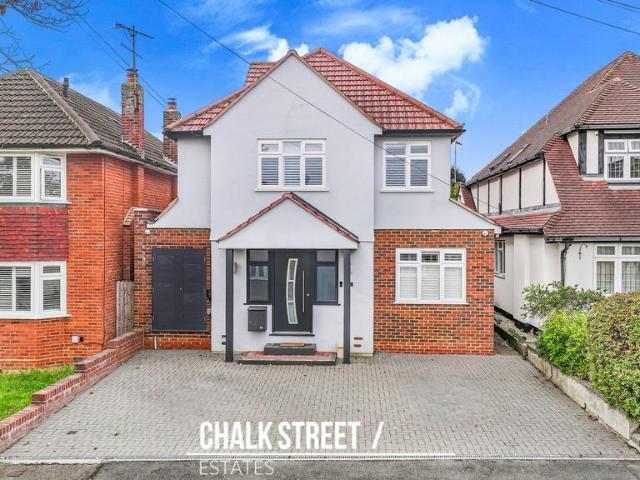 House for sale in Navestock Side, Essex