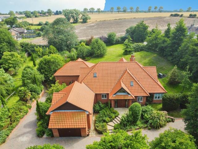 House for sale in Stokesby, Norfolk