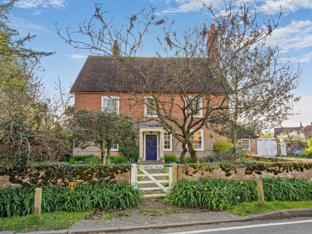 House for sale in Horsham, West Sussex