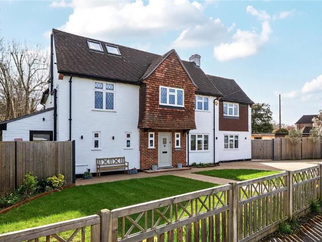 House for sale in Blackhills, Surrey