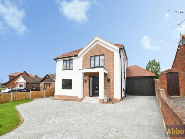 House for sale in South Benfleet, Essex