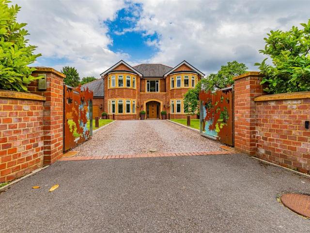 House for sale in Falcon Lodge, Wales