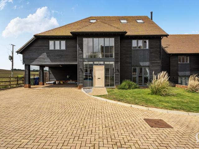 House for sale in Oad Street, Kent