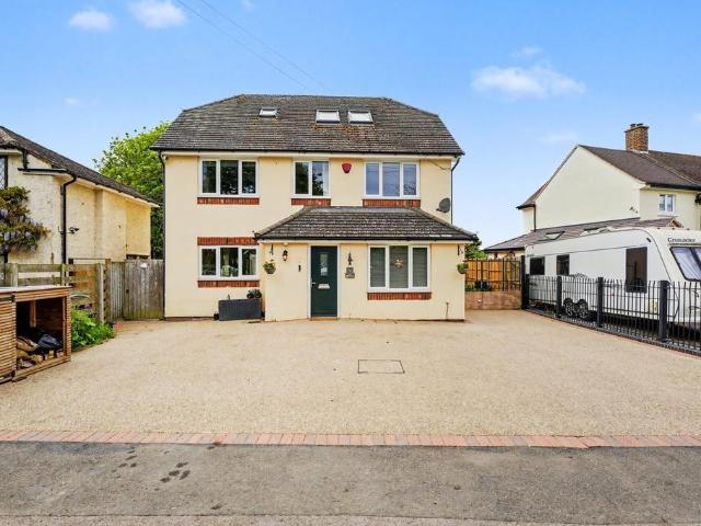 House for sale in Bedfordshire