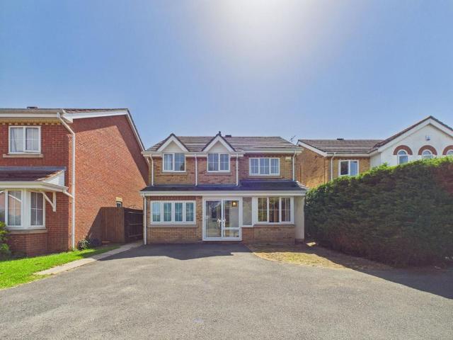 House for sale in Oadby, Leicestershire