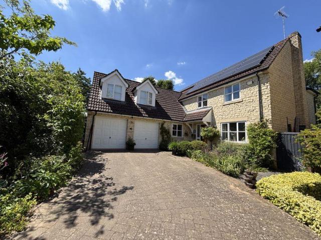 House for sale in Ketton, Geeston