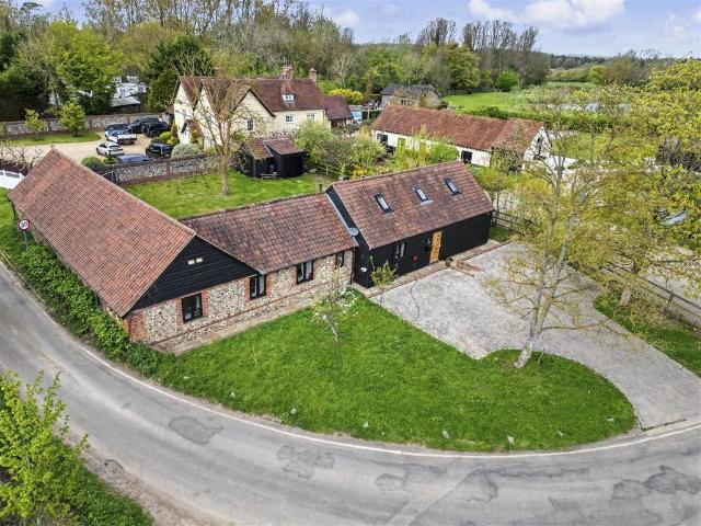 House for sale in Duton Hill, Essex