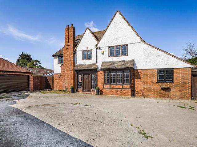 House for sale in Gotherington, Tewkesbury