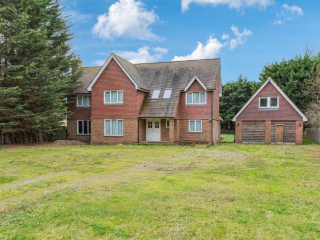 House for sale in Lower Stondon, Bedfordshire